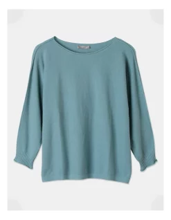 Flash Sale 🛒 Regatta Sustainable Viscose Magyar 3/4 Sleeve Jumper With Exposed Sleeve Seam In Teal ⭐