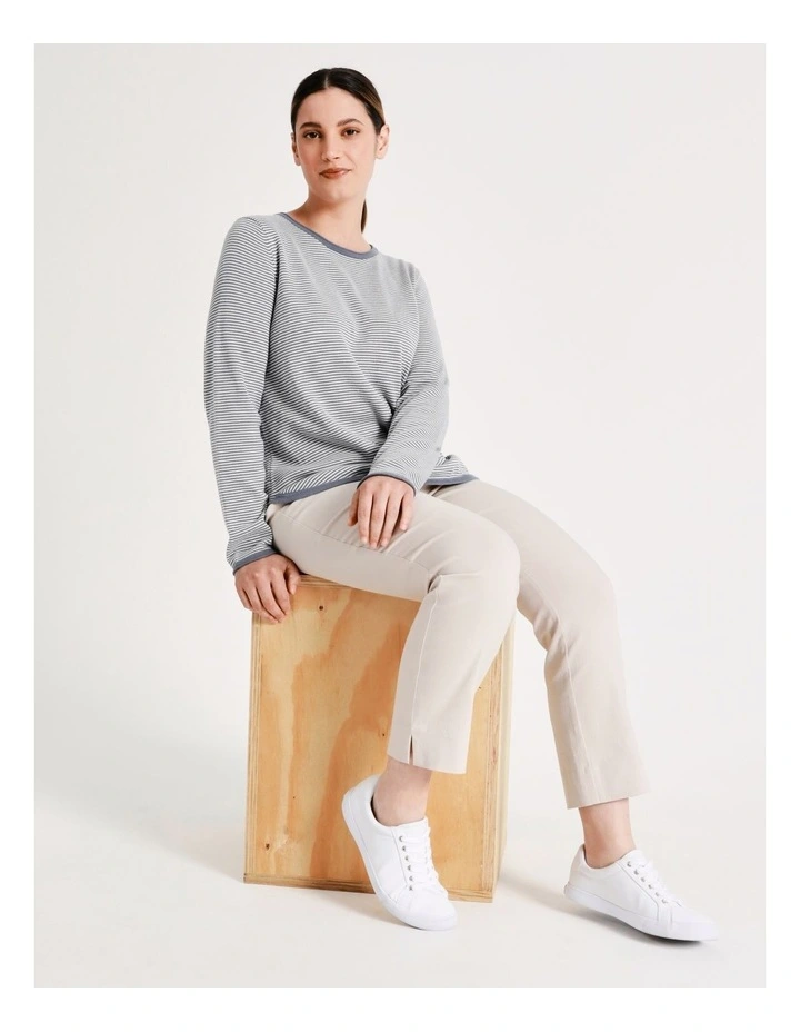 Budget π Regatta Crew Neck Long Sleeve Jumper With Curved Hem Blue Stripe π - Image 4